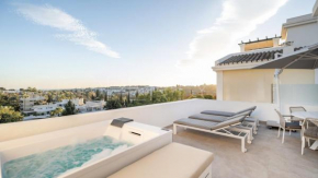 The Exquisite Townhouse in Aloha Gardens